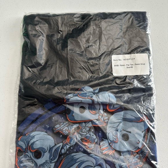 NEW 2017 Funko Pop Star Wars Smuggler's Bounty Rebels T-Shirt Size Medium - Picture 2 of 3